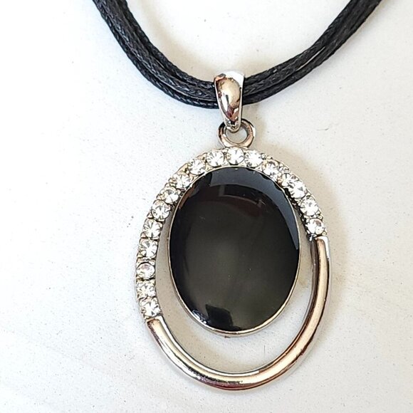 FUN NECKLACE LOT OF 4 DICE BLACK ONYX LOOK BEAD DECOR TAURUS - Picture 2 of 11